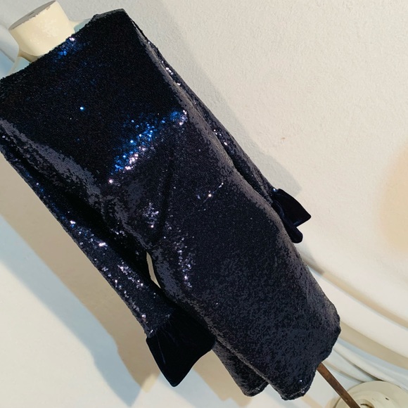 Fitted Midi Solid Sequins in Navy Velvet Cuffs 28 - Picture 16 of 17